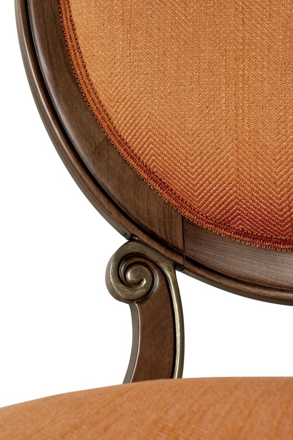 Chair 1376, Carved chair, with round backrest