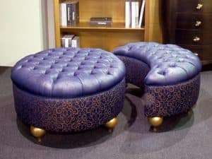 Art. 1796, Pair of pouf, with wooden legs, tufted