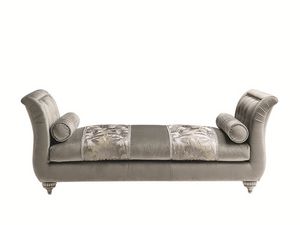 First Lady day bed, Classic daybed with tufted padding