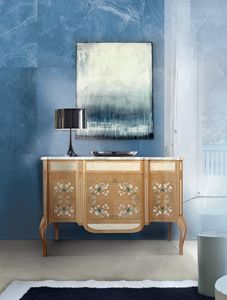 Art. 117, Classic chest of drawers with mother-of-pearl inlays