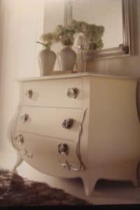 Art. TV1112, White lacquered chest of drawers for lusury bedrooms