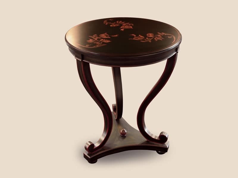 Art. 1750, Classic side tables in carved wood