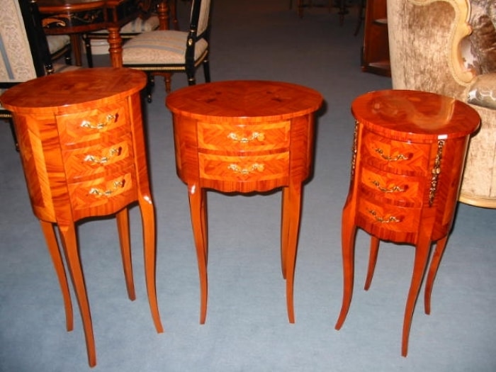 Art.737, Side tables with rounded shapes