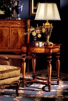 Ferrara side table 856, Luxury classic lamp table in carved wood