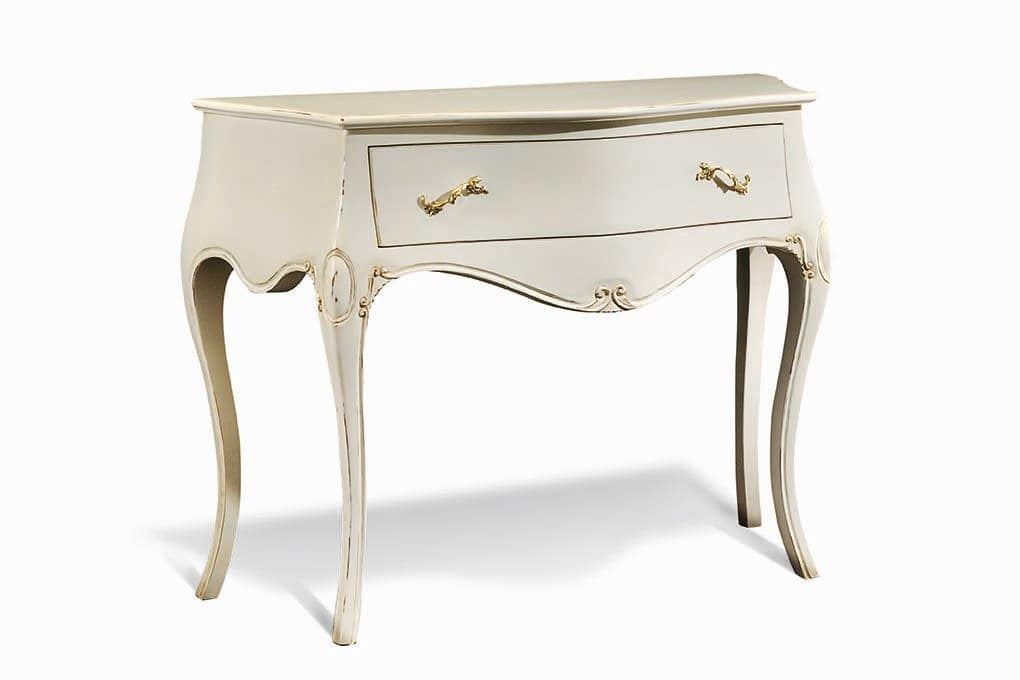 Art. 703, Console in a classic style with precious carvings