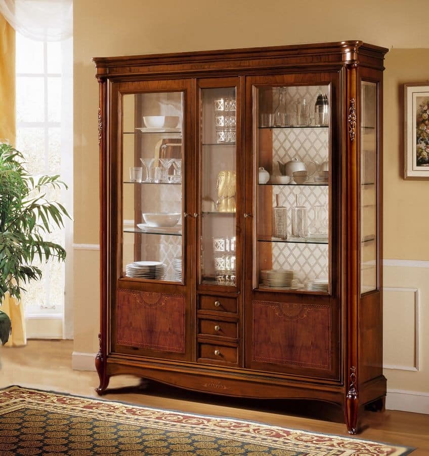 Alice showcase, Classic walnut display cabinet with 2 doors, fine inlays