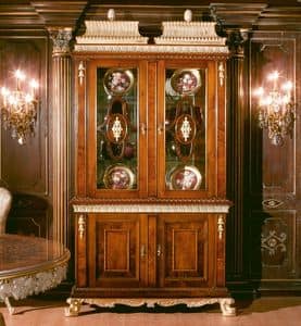 Art. 1057, Showcase in walnut with 2 glass doors, 700-800 style