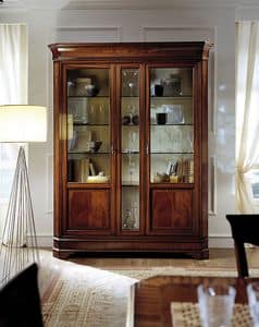 C 202, Display cabinet in mahogany, with fire decorations