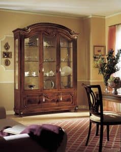 GRANDUCATO / Showcase with 3 doors, Traditional display with 3 doors in walnut wood carved