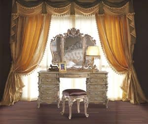 3605 DRESSING TABLE, Hand carved dressing table suited for classic bedrooms
