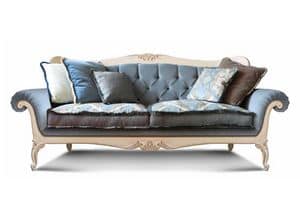 Art. 1060, Luxury sofa, with hand-carved details, tufted backrest, for living room and hotels