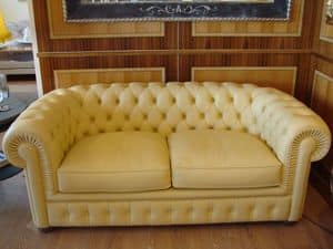 Chester, Tufted sofa, classic, with 2 seats, for living room