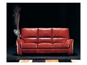 City, Three-seater sofa in leather, classic contemporary style