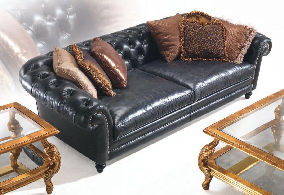 Lauren, Classic leather sofa ideal for villas