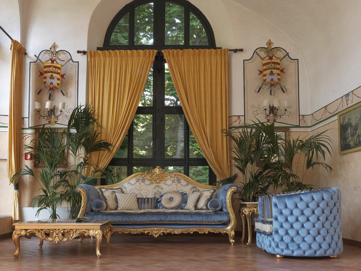 Ludovica, Luxurious sofa with precious hand-made carvings