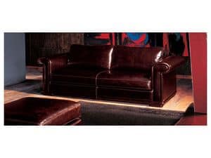 Luxor, Classic style sofa, padded with goose down