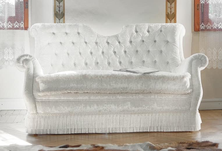 Melody, Classic sofa with tufted backrest