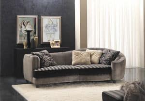 Prestige, Classical sofa with asymmetrical design
