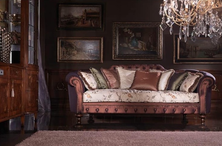Silvia, Luxury sofa covered in silk, feather filling