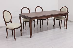 Fiore, Classic Louis XV style dining table
