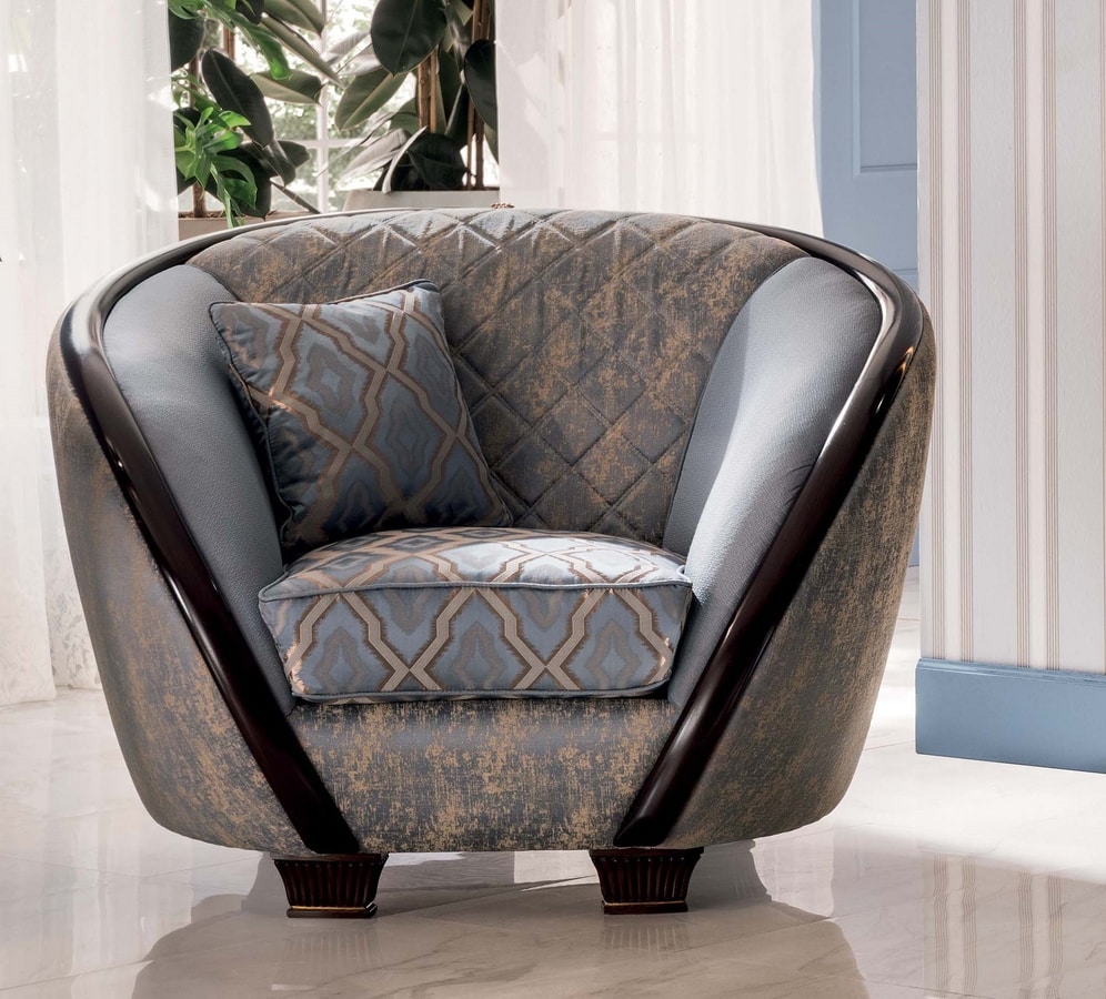 Modigliani armchair, Armchair with harmonious shapes