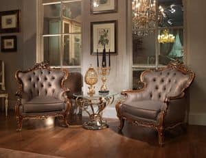 Oxford, Carved armchair in classic luxury style