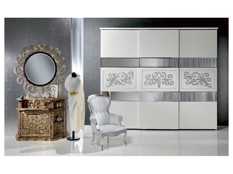 AR14 Novecento lacquered wardrobe, Classic wardrobe lacquered white with silver leaf decorations