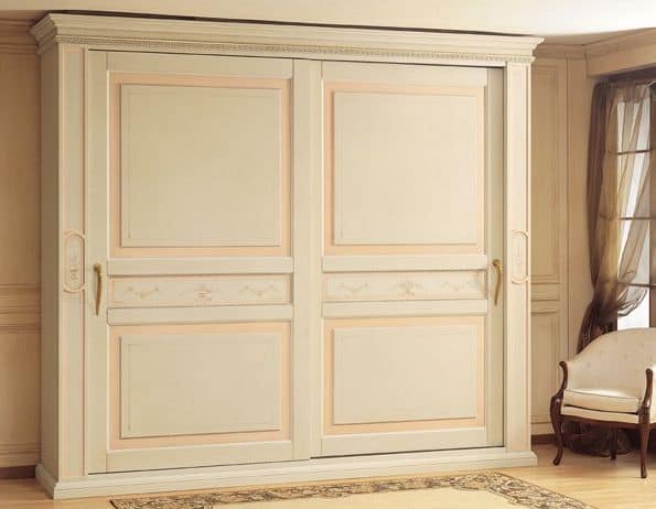 Art. 2004 Canova, Luxury wardrobe, with sliding doors, for classica style bedroom