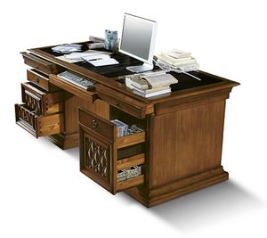 1055V2, Classical directional writing desk