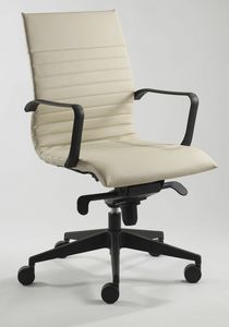 Genesis L 561, Stuffed office chair on castors