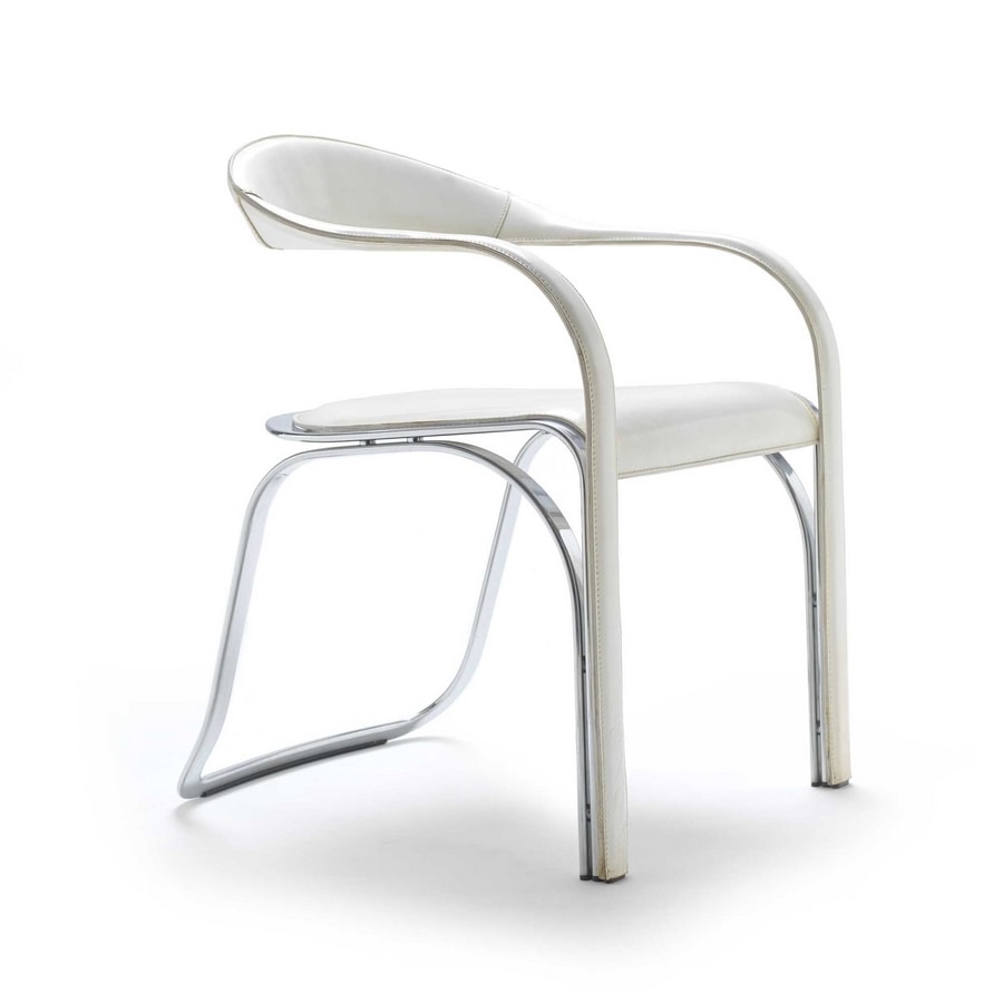 Fettuccini P, Chair upholstered in leather