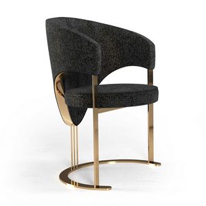 Il Prugnolo, Enveloping padded chair