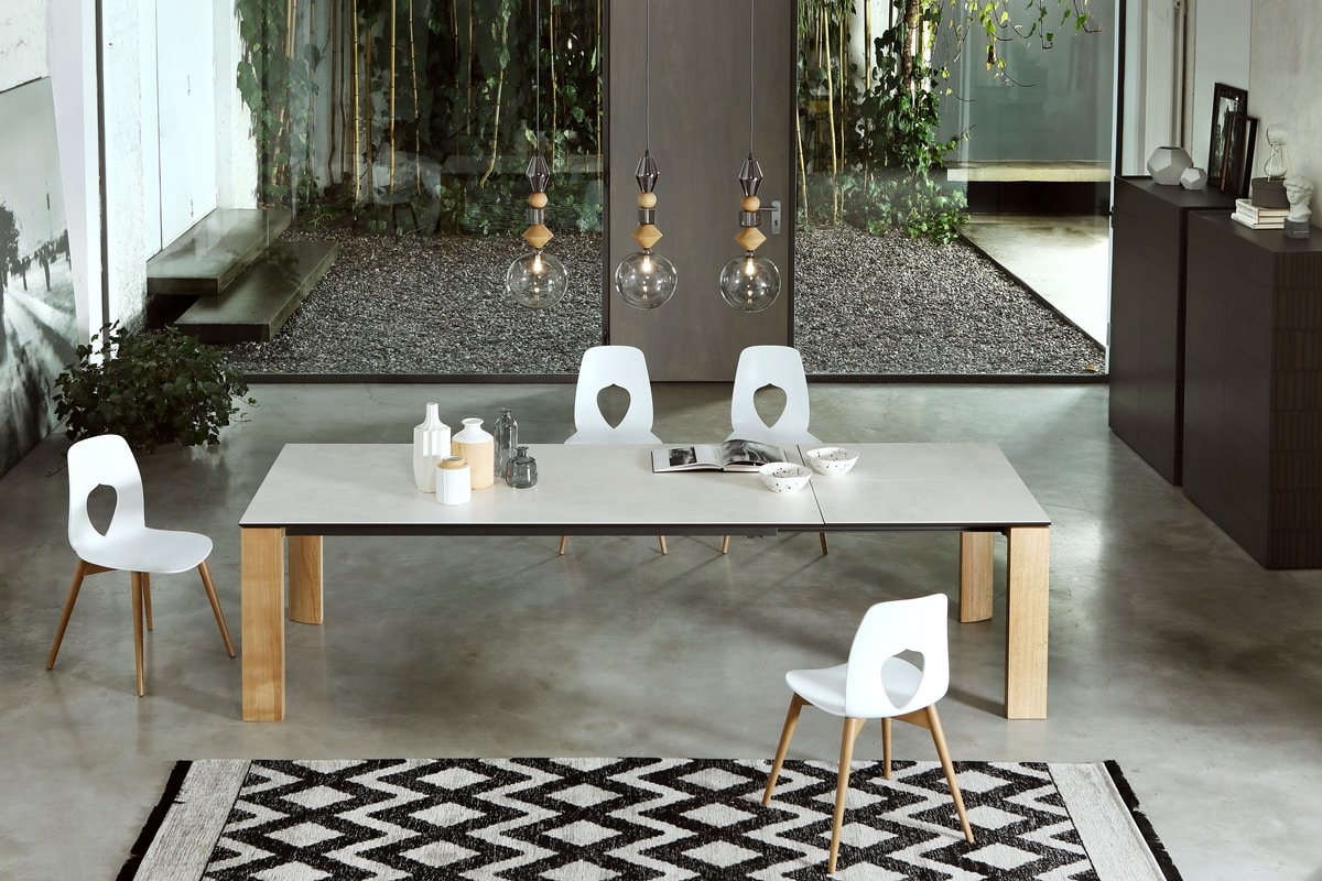 DADA, Extendable table with ceramic top