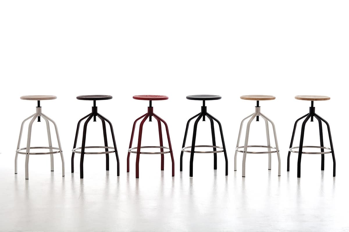 Vito, Metal stool with raised regolaile ideal for bars and modern kitchens