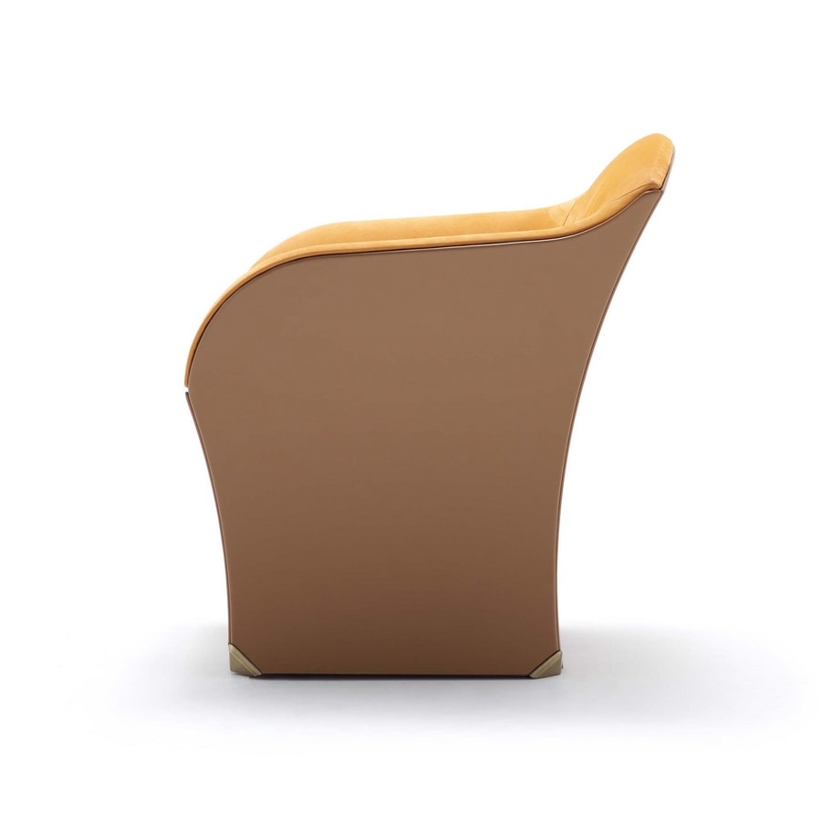 Bona, Lounge armchair upholstered in leather