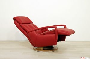 India, Modern manual relax armchair with an attractive design