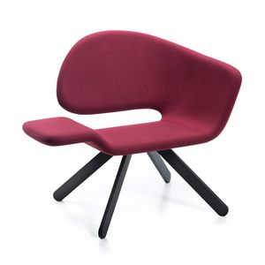 Nal�, Fabric armchair with metal or wooden base