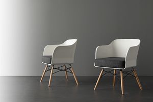 Art. 026 Nordika, Small armchair with white polypropylene shell