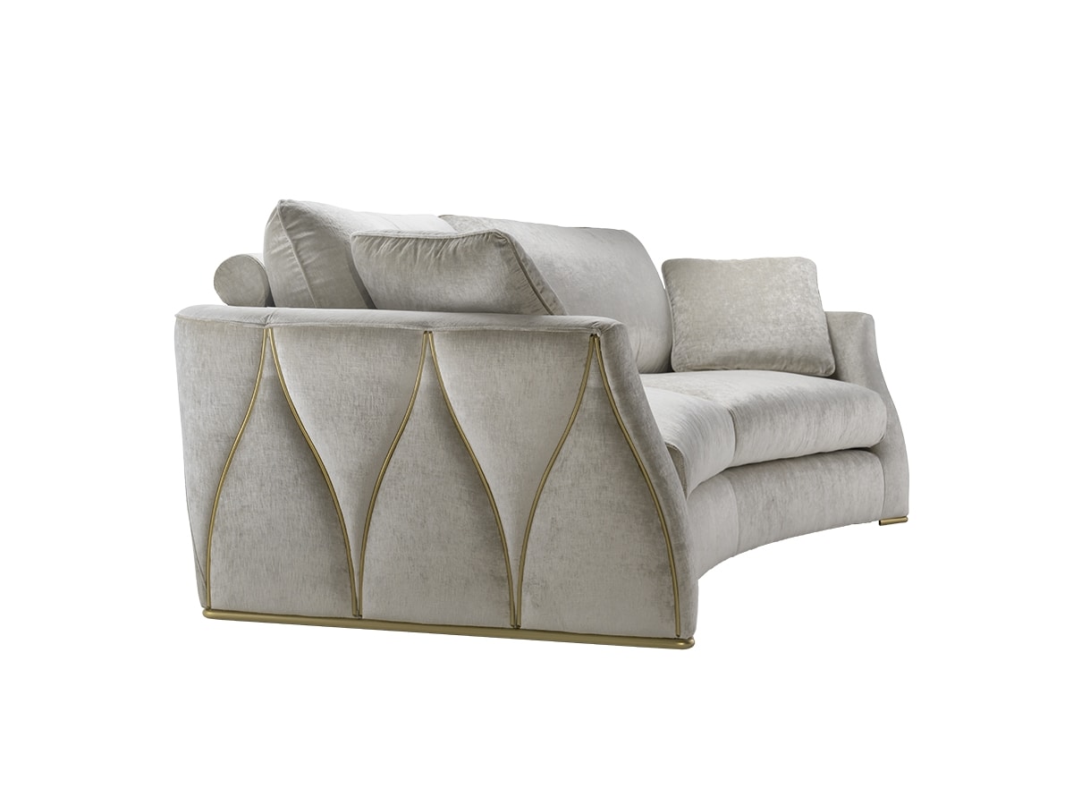 Avantgard, High-level sofa with a distinctive character