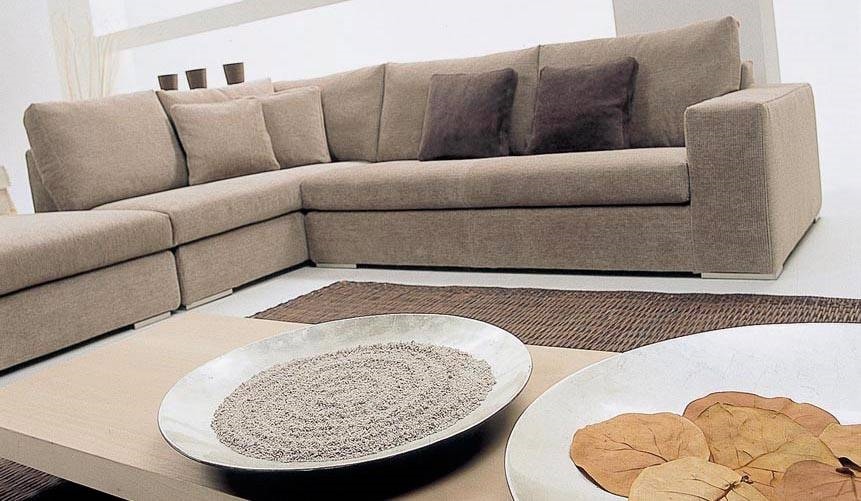 Domino, Sofa with a contemporary design