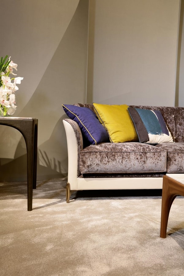 EGEA sofa, Sofa with a contemporary design