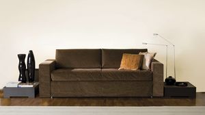 Frank, Sofa with linear shapes