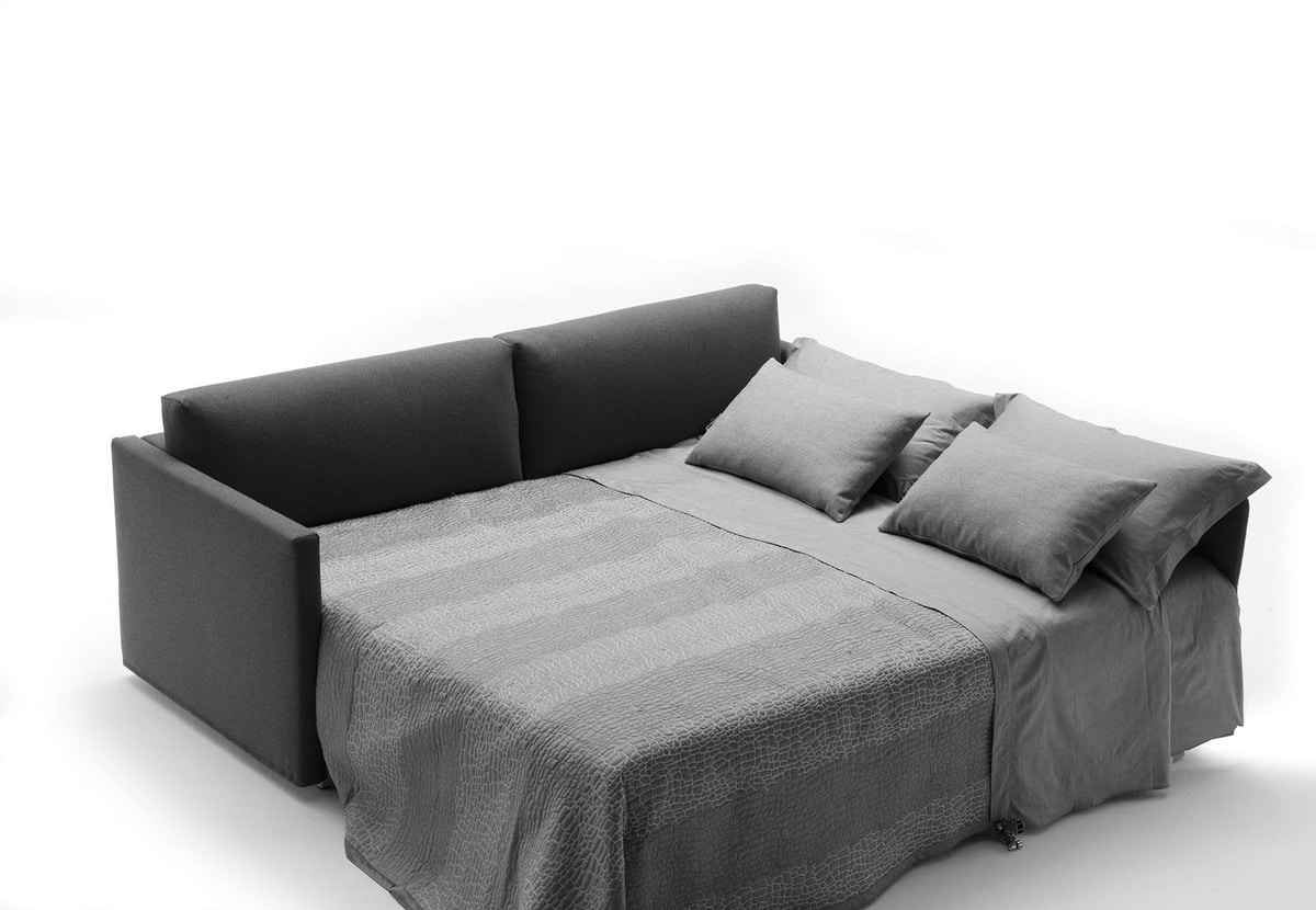 Frank, Sofa with linear shapes