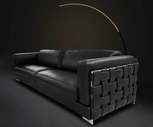 Italo, Leather sofa with rigorous shapes