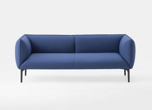 Klever, Comfortable sofa with soft and enveloping lines