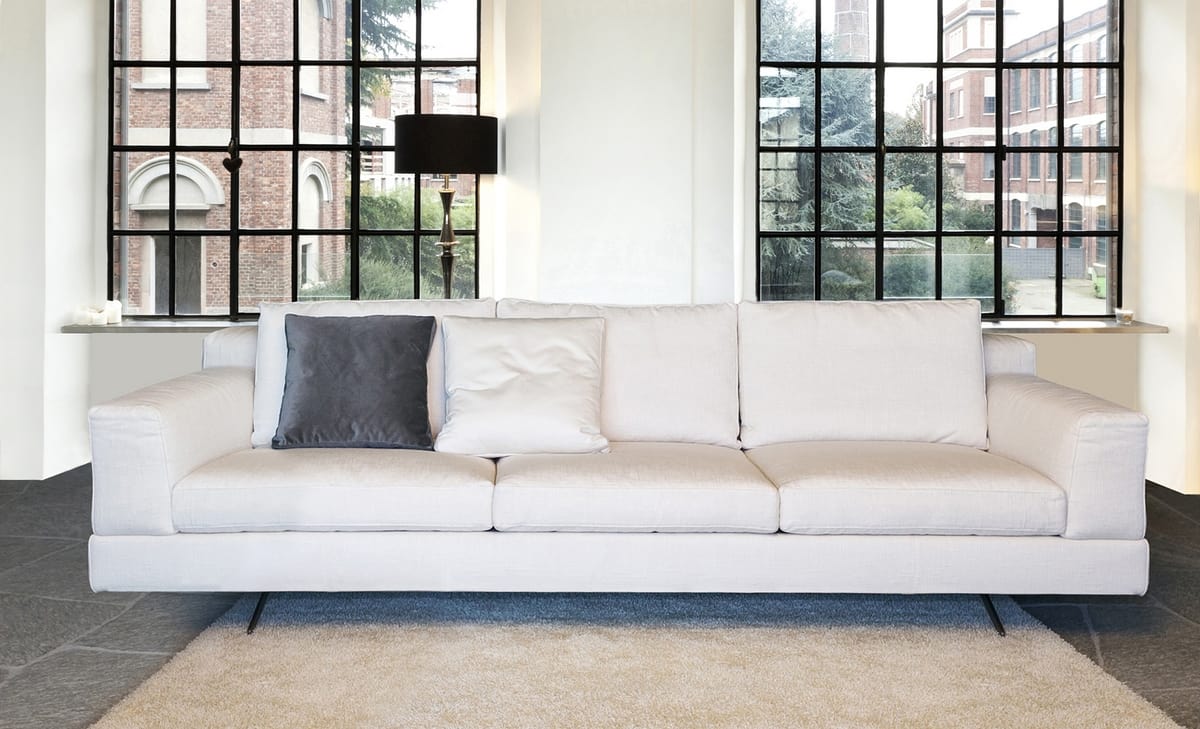 Lario, Modern sofa with lacquered or leather base