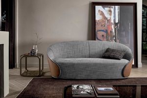 MAMA sofa, Sofas entirely upholstered in leather or eco-leather