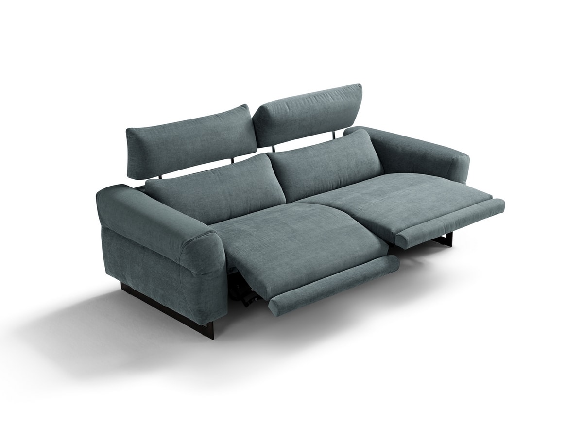 Tender, Modular sofa with relaxation movement