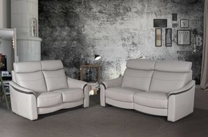 Uno, Sofa with a contemporary design