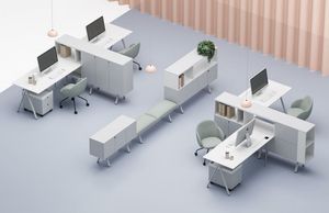 Lay Operative comp. 01, Operational workstations with a modern design